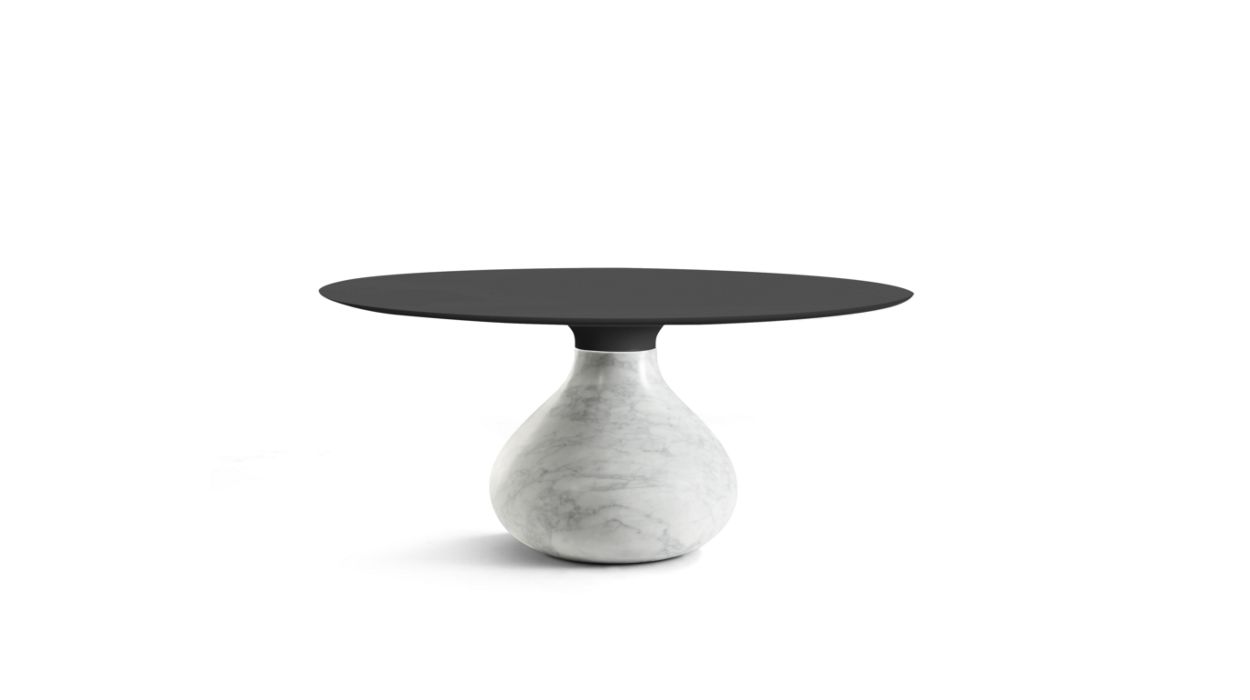 cocktail table - matte carrare image number 0