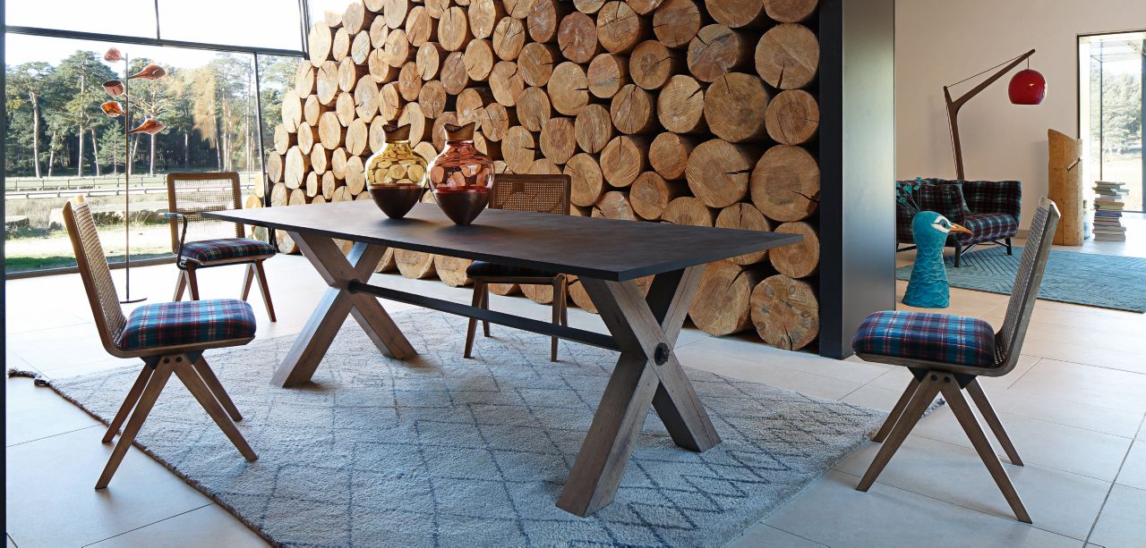 EXPRESSION DINING TABLE (Nouveaux Classiques collection ...
