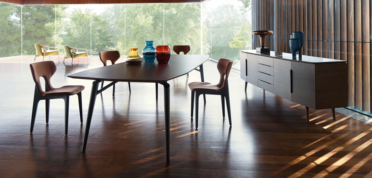 LIETO Dining table - Roche Bobois