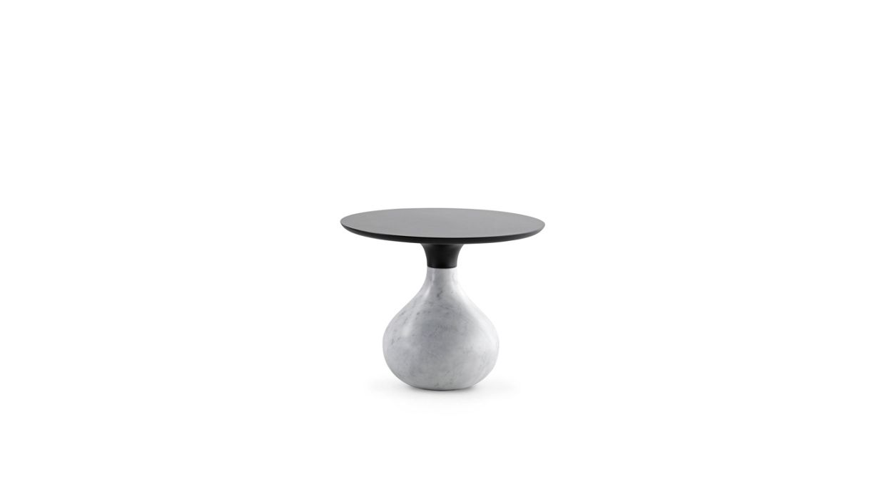 Round pedestal table image number 0