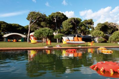 3-seat sofa traveler outdoor mood image