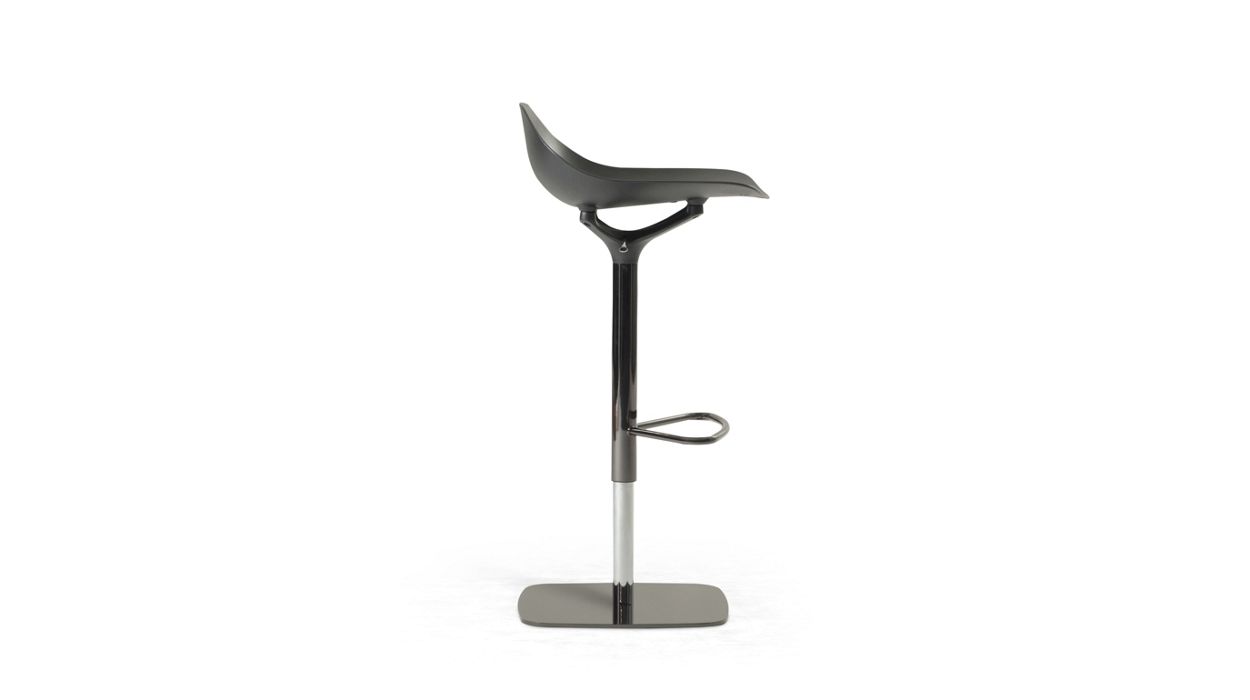 stool - lacquered shell, chrome-plated base image number 1