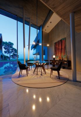 fixed chair - wooden base image number 1