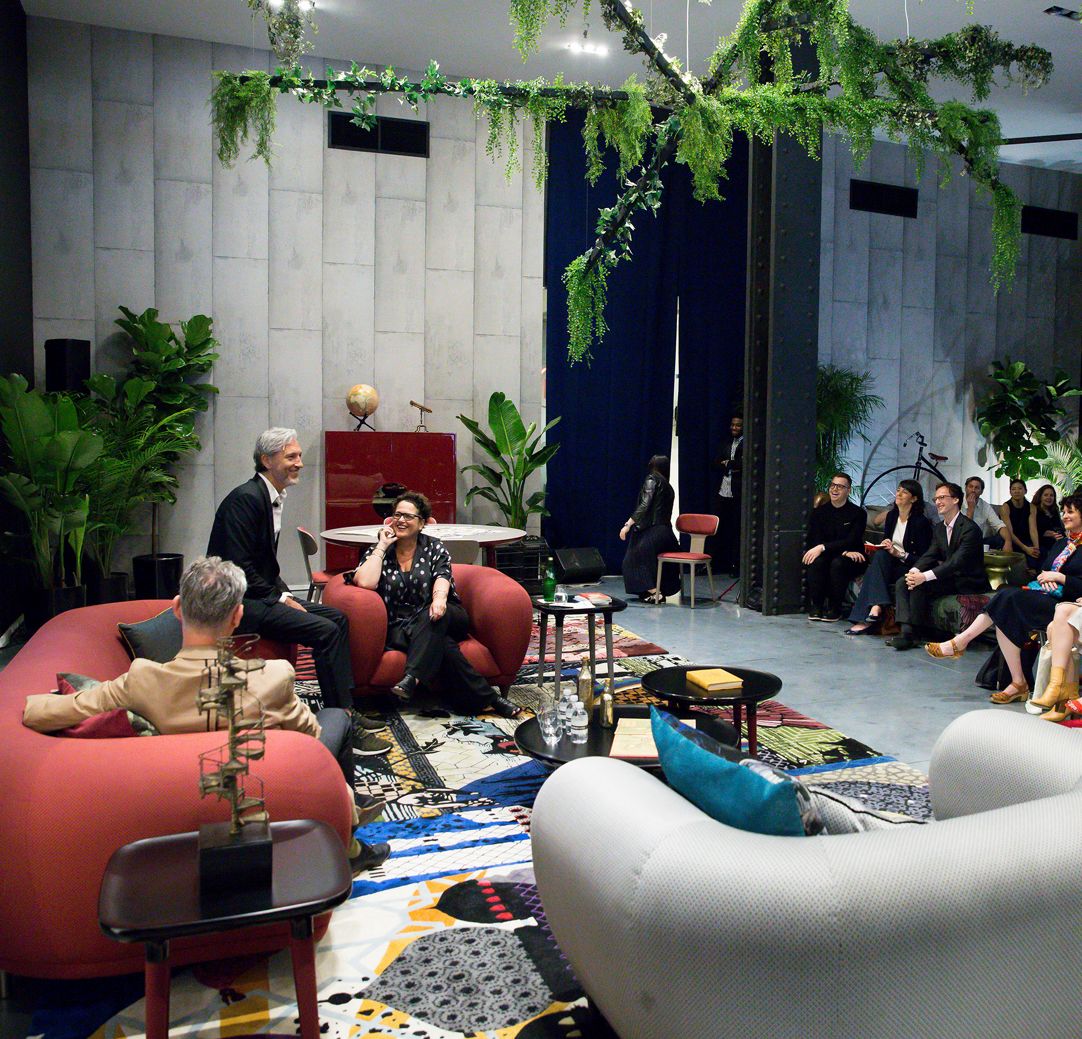 Presse Prasentation Der Kollektion Globe Trotter Des