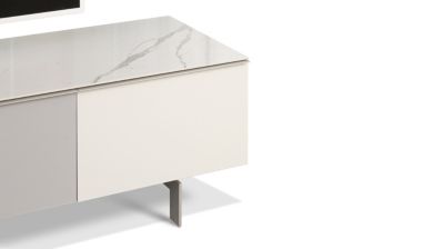 composition 04-2018 image number 0