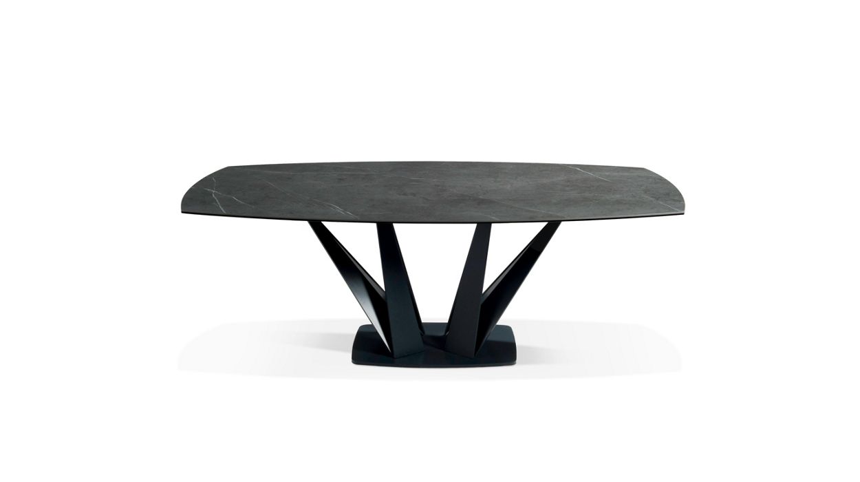 Barrel-shaped/oval dining table image number 0