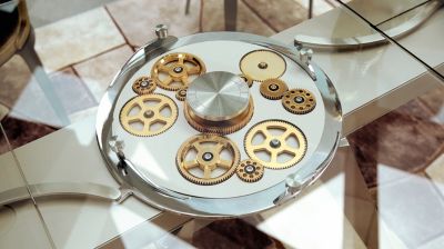 Dining table image number 1