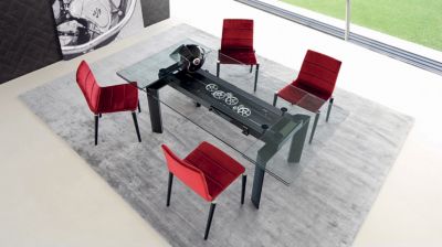 dining table (chrome-plated) image number 0