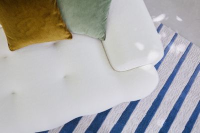 LARGE 3-SEAT SOFA image number 1