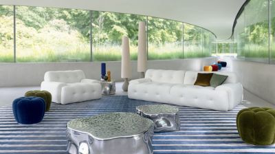 LARGE 3-SEAT SOFA image number 0