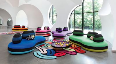 Large 4-seater banquette image number 0