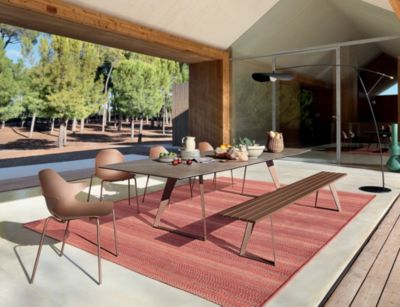 banco echoes outdoor imagen ambiental