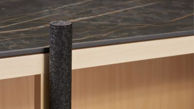 tv unit with 3 doors image number 1