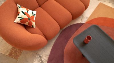 cocktail table image number 5