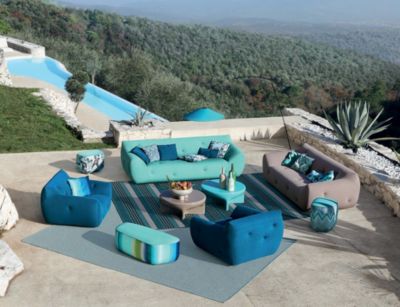 grand canap&eacute; 3 places bas dossier informel outdoor visuel d'ambiance