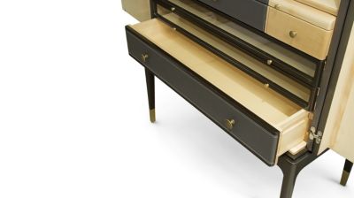 Cabinet Madame image number 1