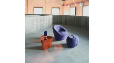 Cocktail table image number 6