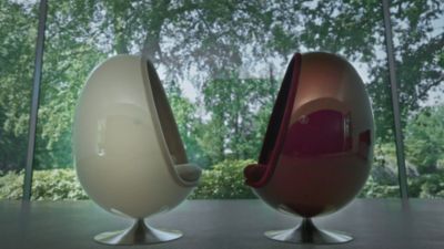 Cocktail table