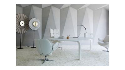 Triangular dining table / desk image number 2
