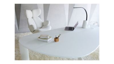 Triangular dining table / desk image number 3