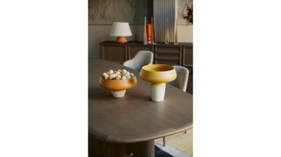 dining table image number 7