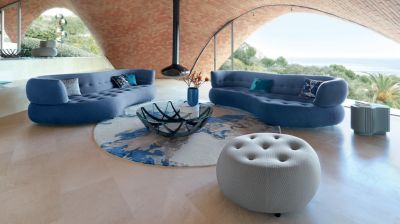 Large round ottoman image number 0