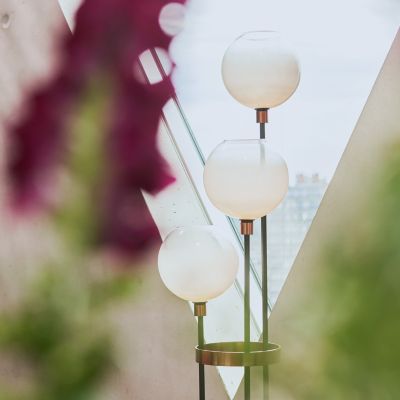 opaline floor lamp image number 3