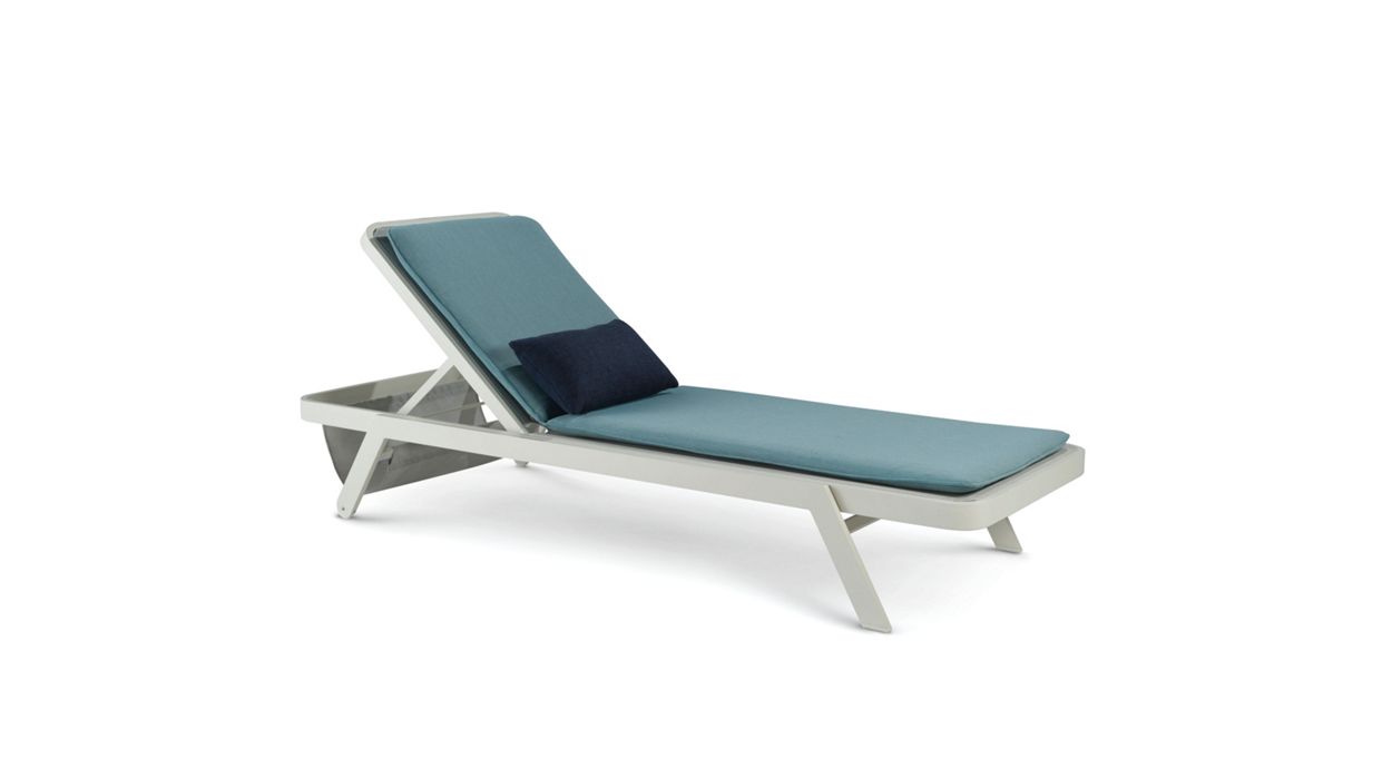 lounge chair image number 0