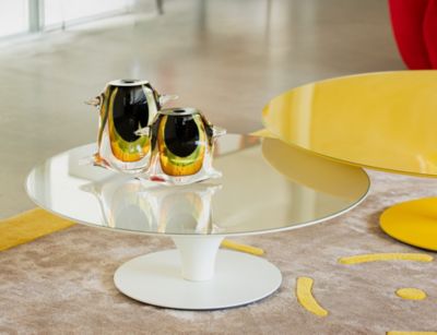 round cocktail table - cromatica ovni up mood image