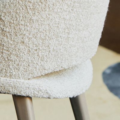 Chair image number 3