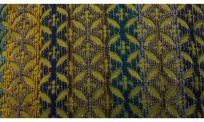 cushion red image number 1