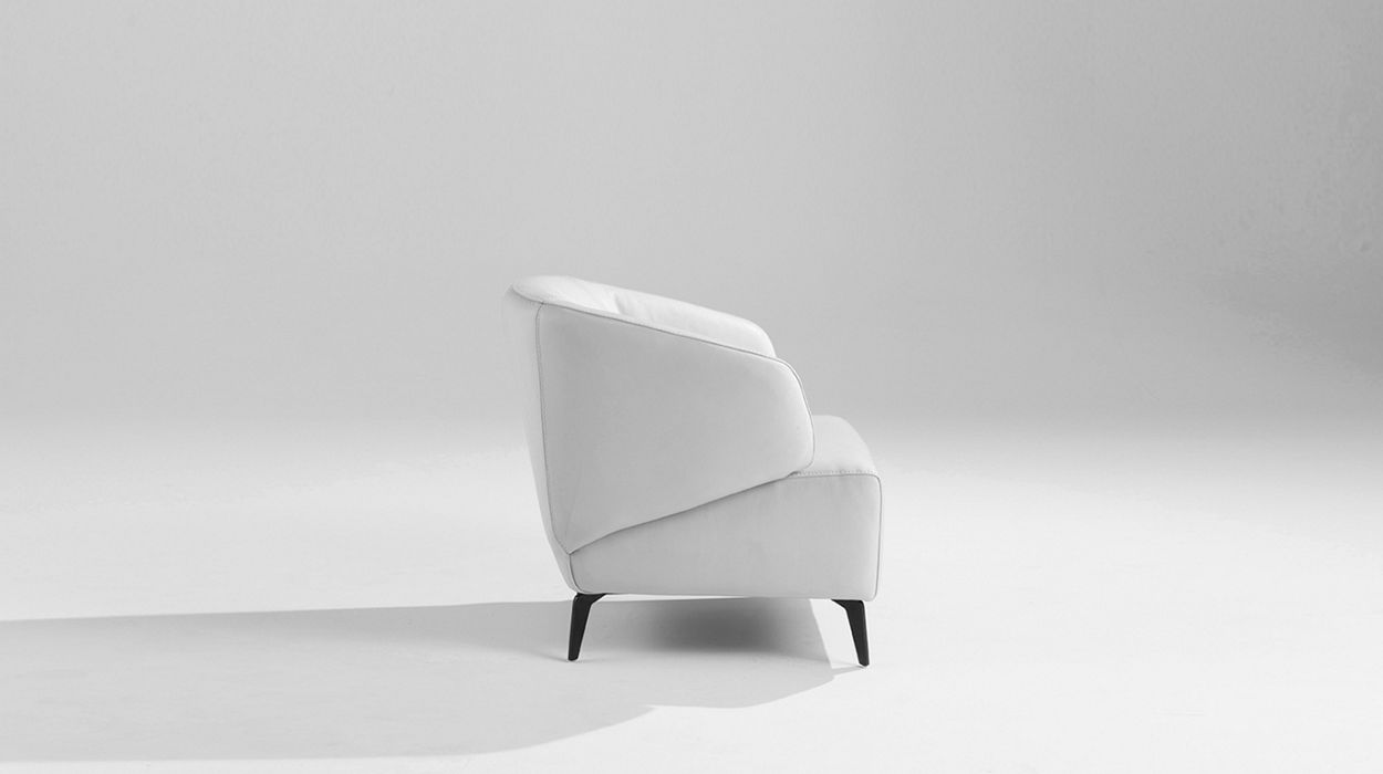 Fauteuil 100% cuir. image number 1