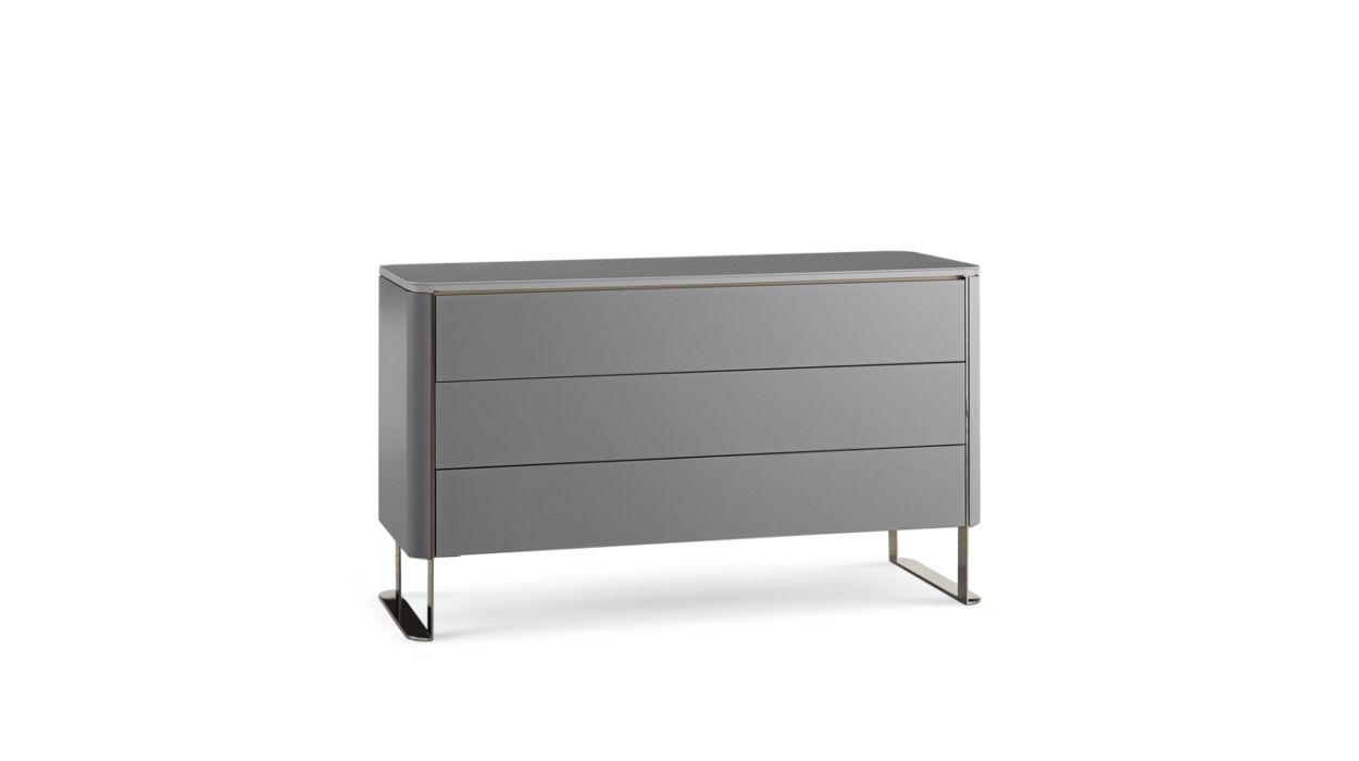 Three-drawer dresser - lacquered / lacquered glass top. image number 1