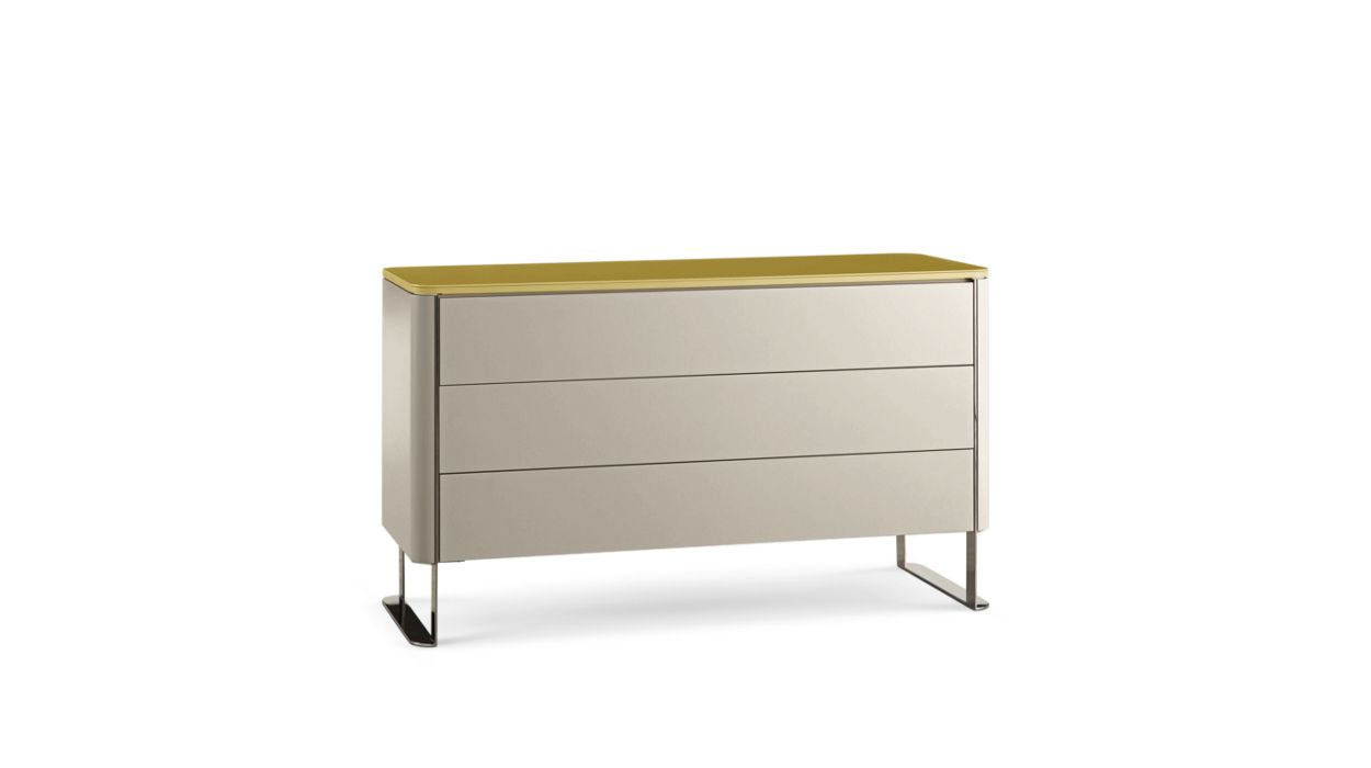 Three-drawer dresser - lacquered / lacquered glass top. image number 1