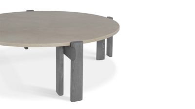 Round cocktail table image number 1